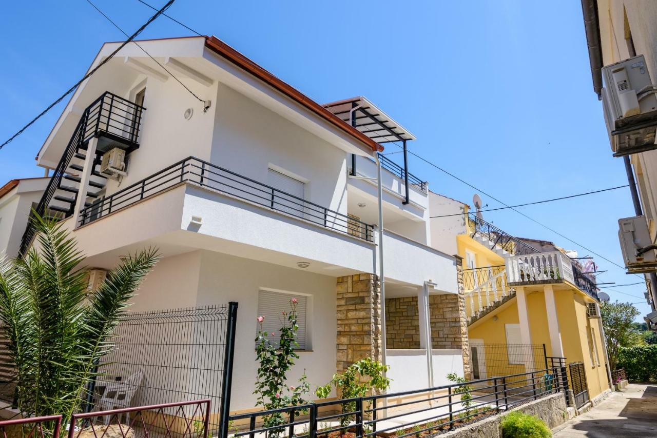 Apartments Filip Zadar Exterior photo